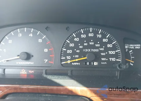 1996 Toyota 4Runner Sr5 from USA, damaged, VIN JT3GN86R3T0004069